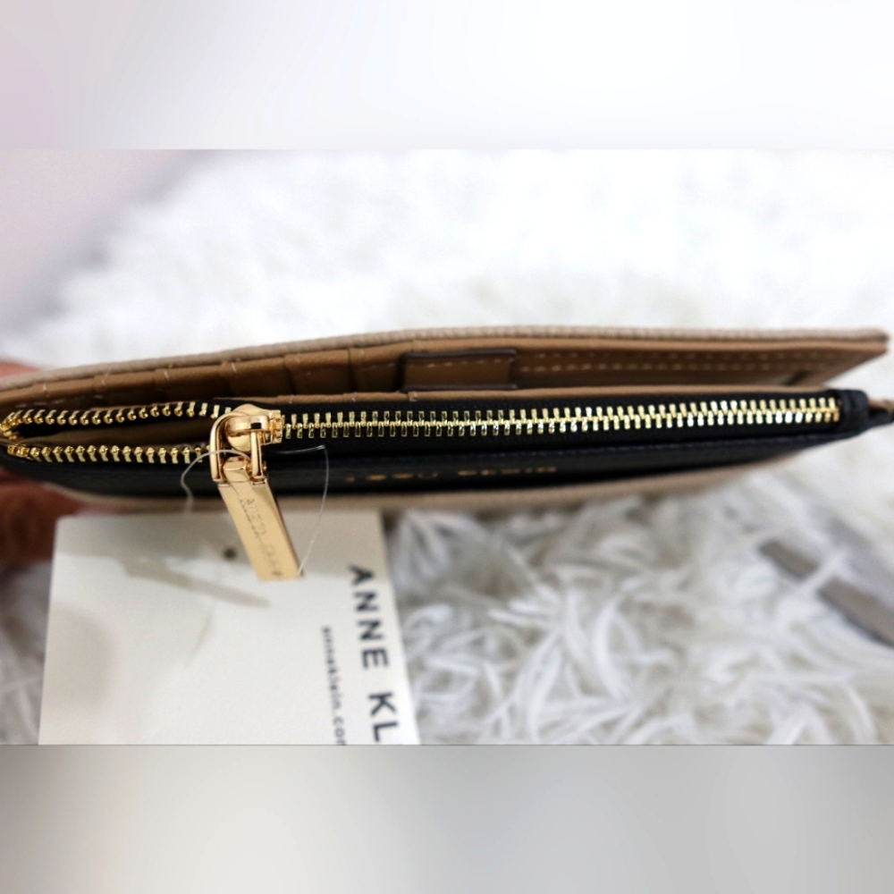 Authentic Anne klein wallet